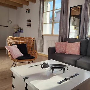 Apartment T2 Intra-murros 