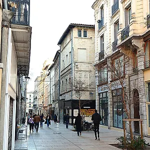 Apartment Maison Jacob - Hyper Centre - Maison Historique - Air Conditioning - Wifi, Avignon